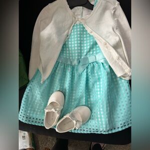 Beautiful dress perfect dress perfect for any occasion and holiday.